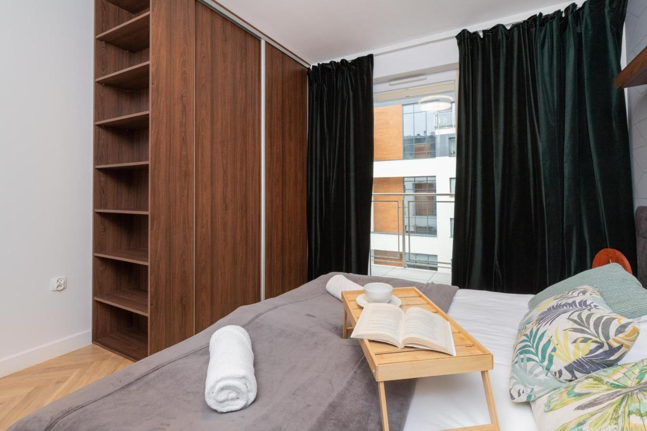 Superior Apartment With Balcony & Parking Gdansk By Noclegi Renters Prestige المظهر الخارجي الصورة